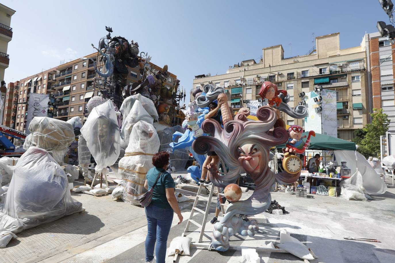 Las fallas se protegen ante los avisos de lluvias