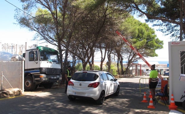 Dénia repetirá el próximo año el cierre al tráfico del final de la carretera de Les Rotes