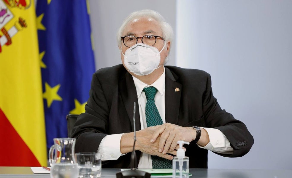 Alumnos y profesores rechazan la 'ley Castells' por reducir la participación