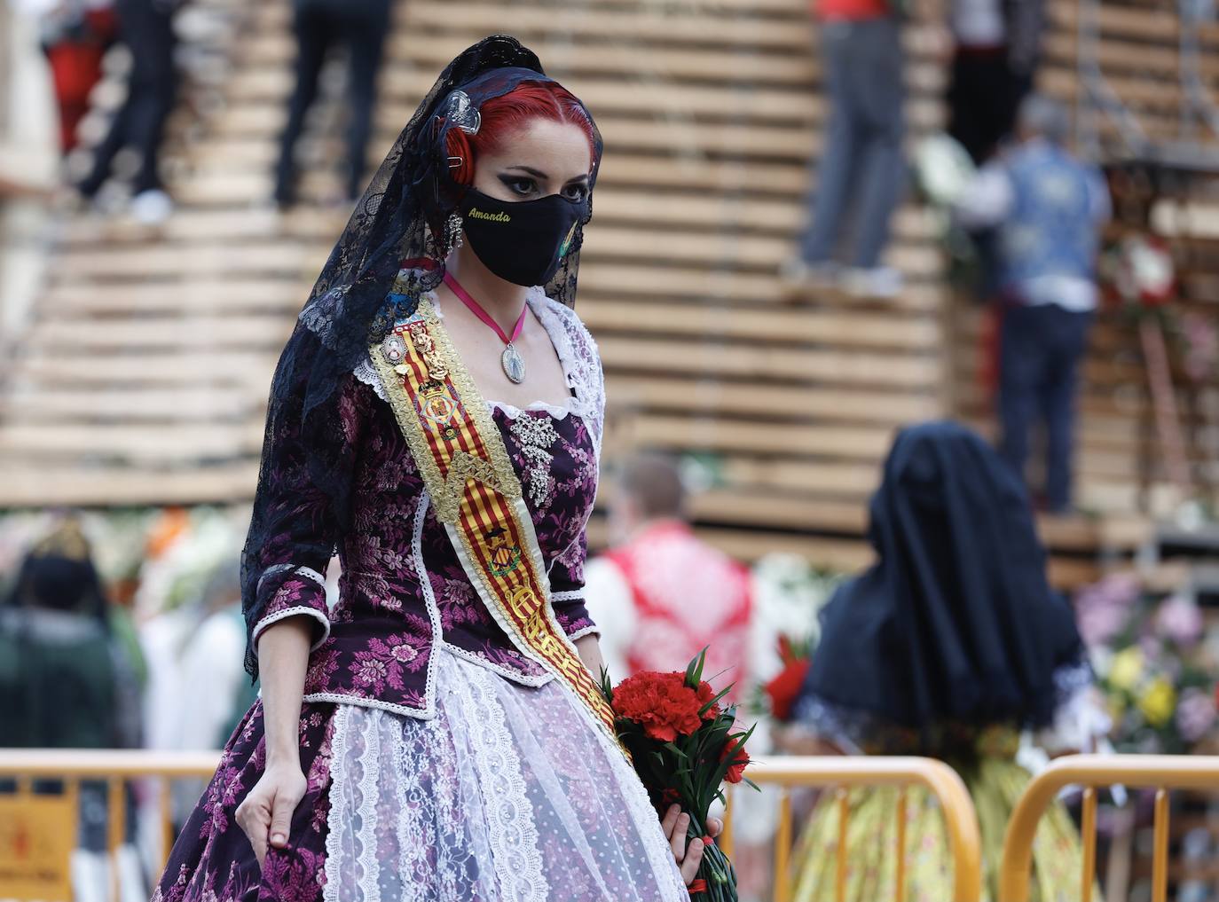 Segundo día de Ofrenda de las Fallas 2021