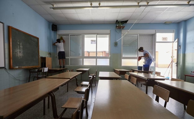 Los colegios pierden casi 25.000 alumnos en dos cursos tras el desplome de la natalidad