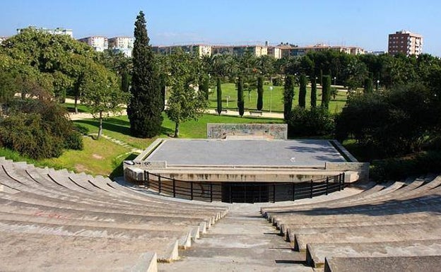 El Ayuntamiento impulsa las obras de renovación del parque Lo Morant