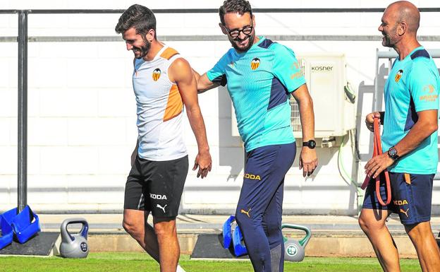 El desbarajuste de los internacionales