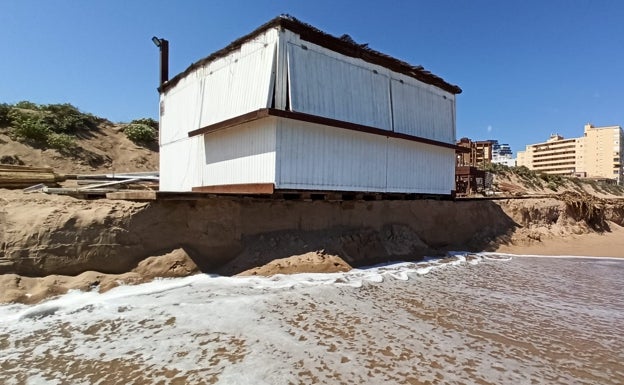 La regresión del mar ataca otra vez Tavernes