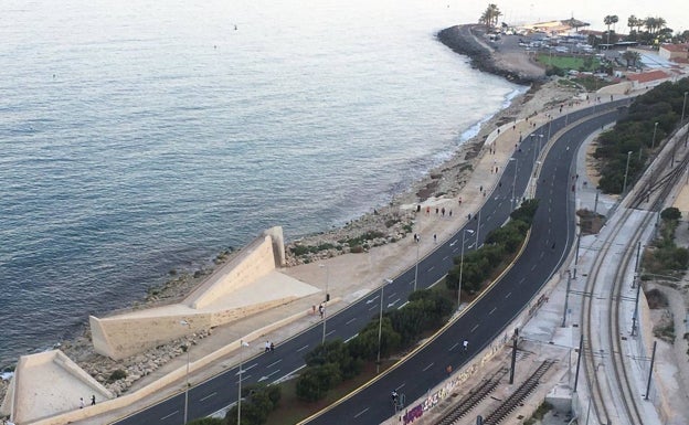 La cantera y el centro de Alicante seguirán cerrados al tráfico los domingos de septiembre por la tarde