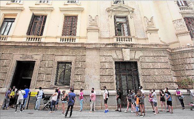 La dictadura de la cita previa en la Comunitat Valenciana