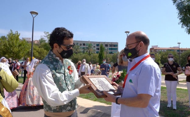 Homenaje a Juan Picazo, 'El Algarrobo', en las Fallas de Paterna por su vinculación al fuego y la pólvora