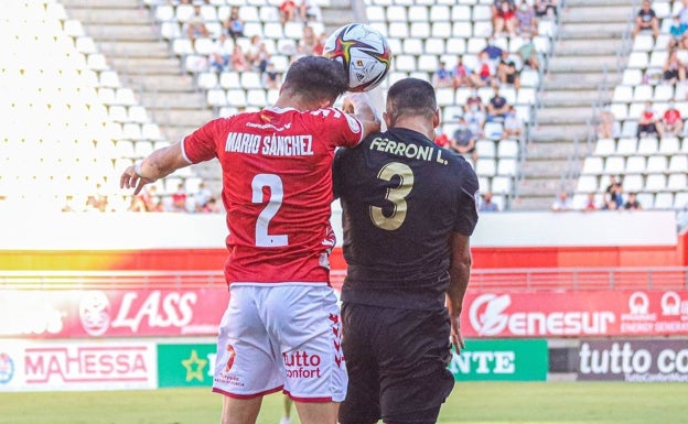 El Intercity sucumbe ante un Murcia muy superior y sigue sin arrancar