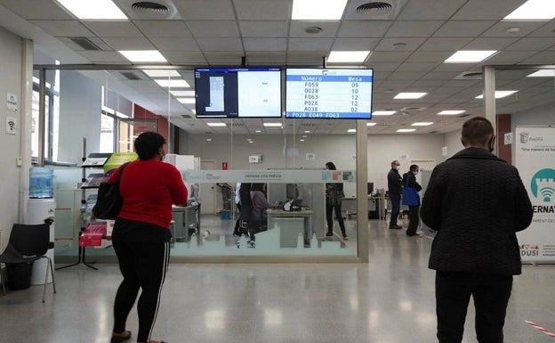 El servicio al ciudadano de Paterna atiende a más de 48.000 personas este año