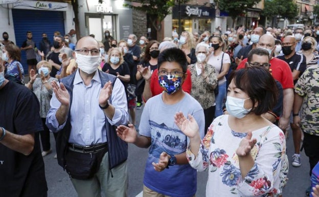 Cano anima a los vecinos de Orriols a salir a la calle