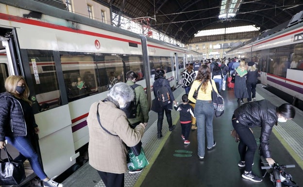 El Semaf alerta de que las supresiones de trenes en Cercanías aumentarán ante el déficit de maquinistas