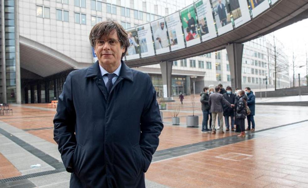 Llarena comunica a Italia: «La euroorden está activa. No se ha modificado»