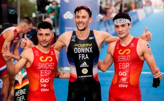 El valenciano Roberto Sánchez logra una plata en el Campeonato Europeo de Triatlón