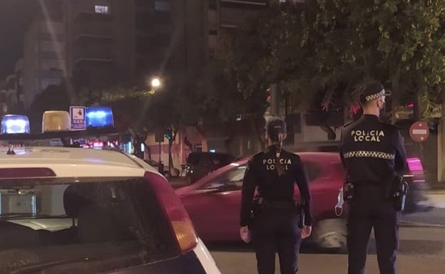 Detenido en Elche por robar en un supermercado de su mismo edificio y pegar a varios empleados para huir