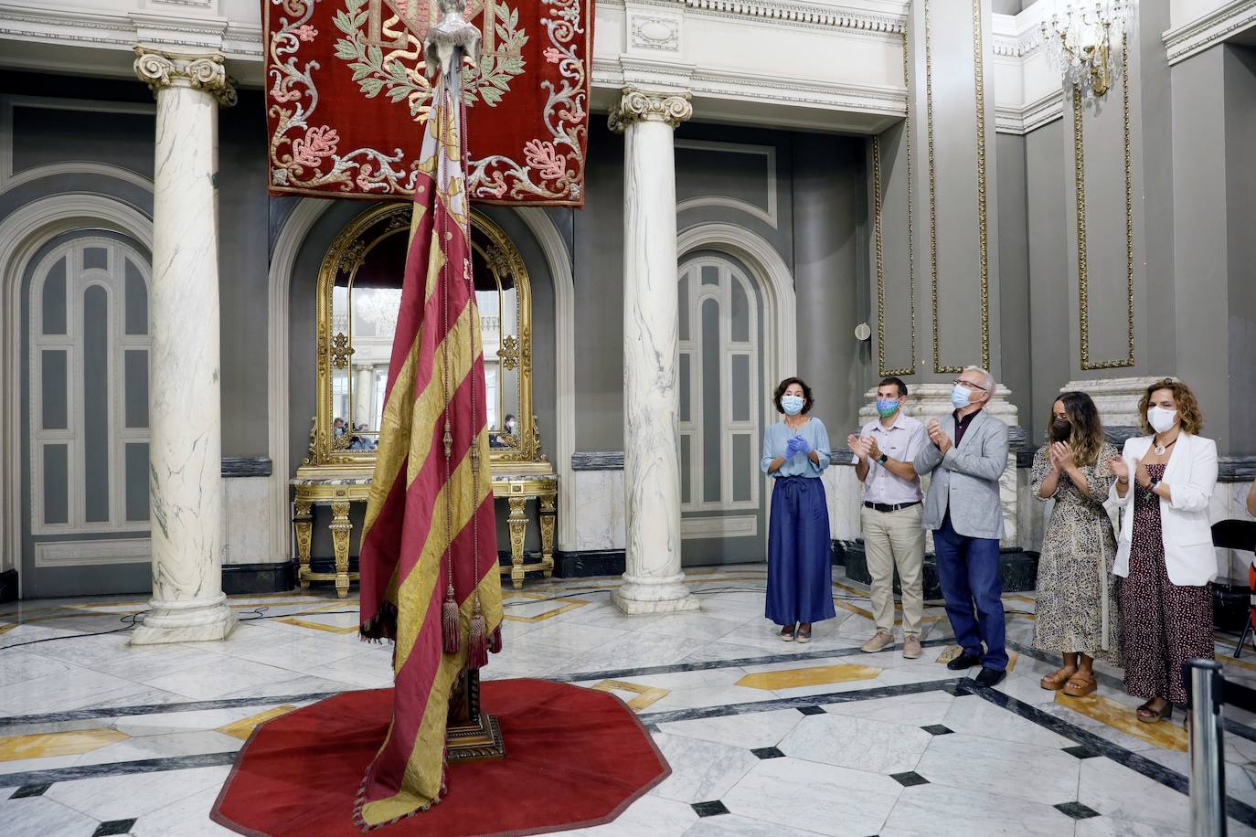 La Senyera, el icono cultural que mejor luce