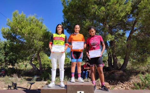 La ciclista de Càrcer, Lucía Grau, subcampeona de la Challenge de escuelas