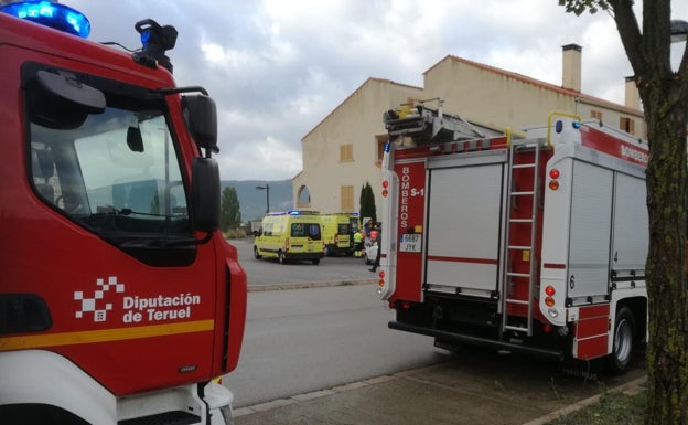 Una niña valenciana de cinco años, herida muy grave al caer desde un tercer piso en Alcalá de la Selva