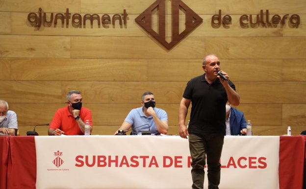 La subasta de tiradas en Cullera recauda 42.800 euros