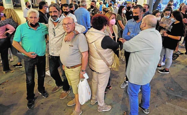 El hombre que dejó en coma a su exnovia, libre pese a la indignación familiar y vecinal