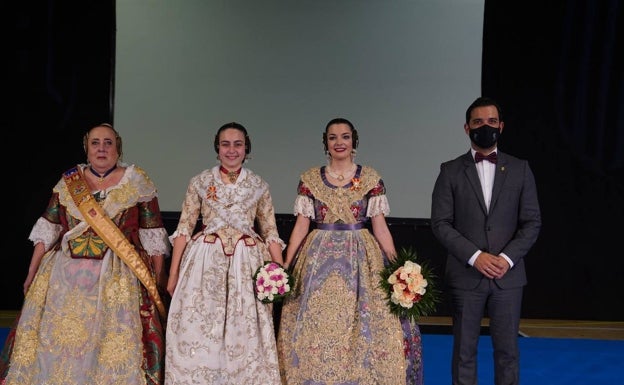 Natalia Martínez y Arantxa Giménez, nuevas falleras mayores de Paterna