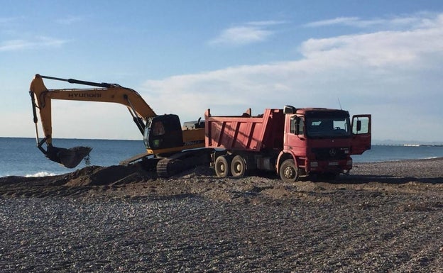 Costas defiende su actuación en las playas de Sagunto