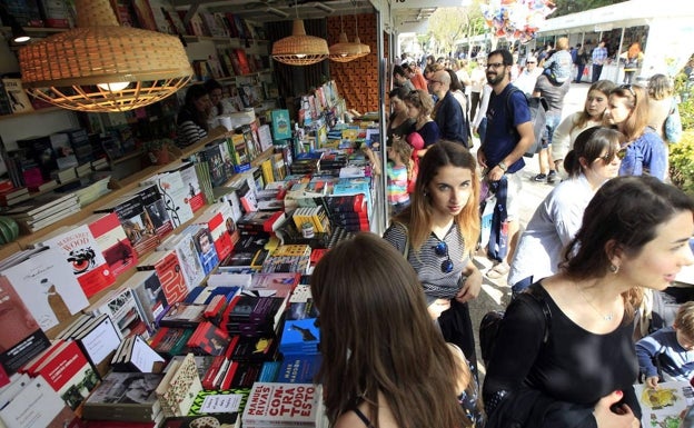 Santiago Posteguillo, Rafa Lahuerta, Bárbara Blasco y Máximo Huerta participarán en la Fira del Llibre