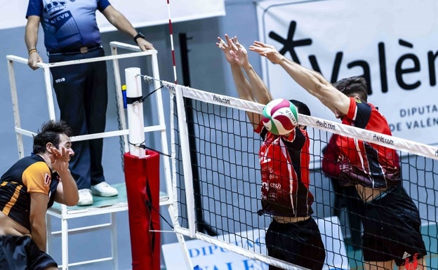 Arranca la liga de plata para el Club Voleibol Xàtiva