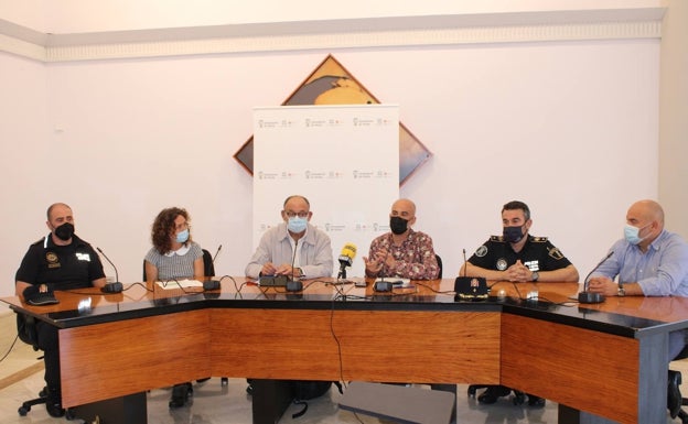 La Policía Local de Dénia se forma para atender los casos de delitos de odio contra el colectivo LGTBI