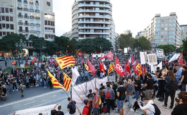 Los independentistas acusan a la Policía de «torturar y asesinar»