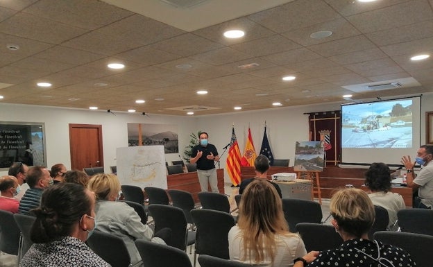 Finestrat garantiza la «plena actividad comercial» durante la renovación de la avenida Benidorm