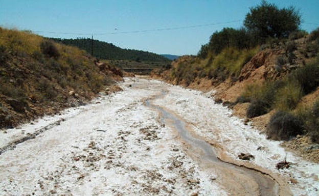 El Cabezo de la Sal de Pinoso, declarado monumento natural