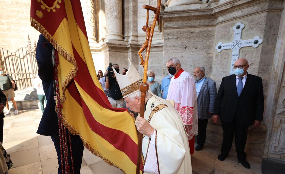 El cardenal exige que el Te Deum vuelva a los actos oficiales de la fiesta