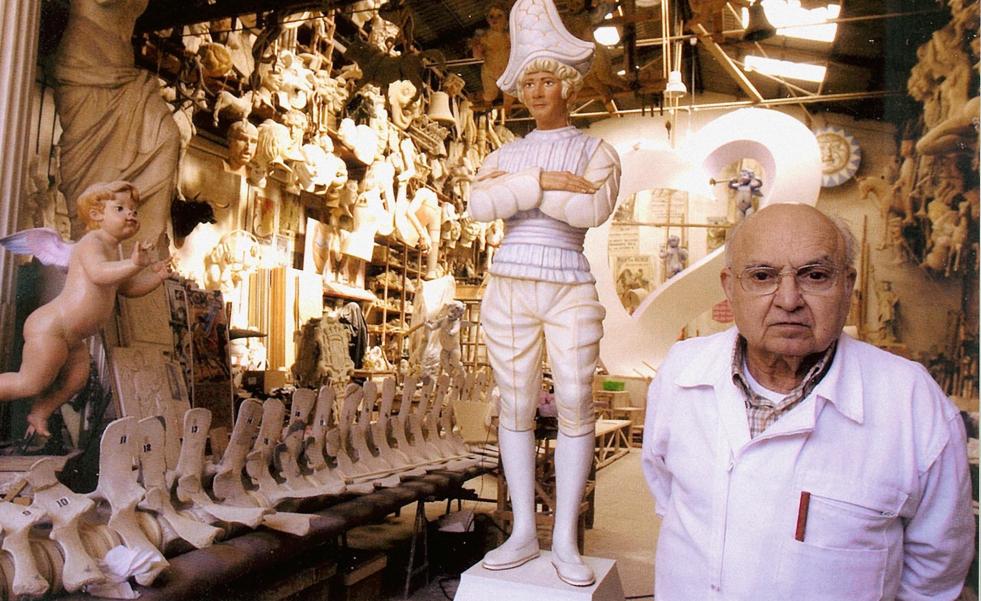 Muere Vicente Luna, el decano de los artistas falleros