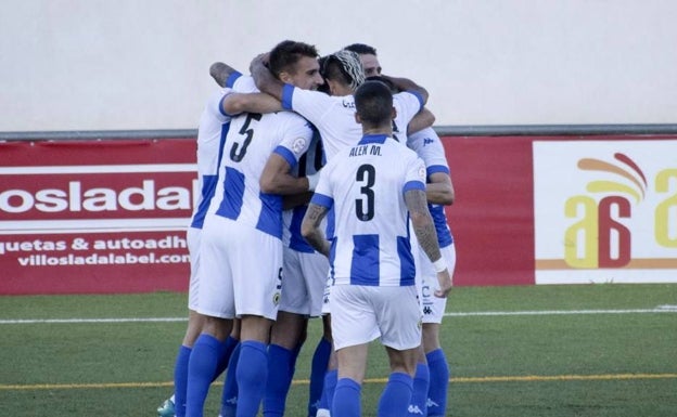 El Hércules saca músculo con una goleada ante el Atlético Pulpileño