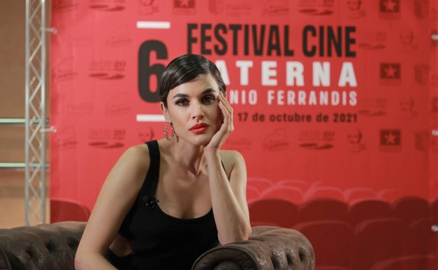 Adriana Ugarte recoge el Premio del Festival Antonio Ferrandis