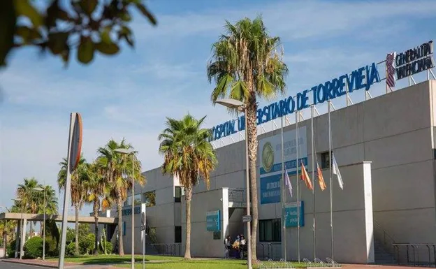 «Normalidad» en consultorios y centros de salud de Torrevieja en el primer día tras la reversión
