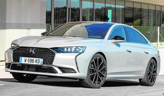 DS estrena nueva versión PHEV del DS 9: Lujo y clase con tecnología