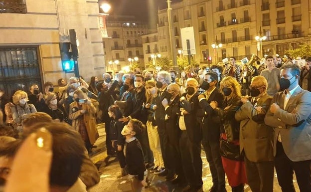 Las 'filaetes' regresan al Mig Any de Alcoy tras la pandemia