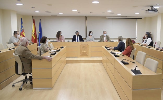El Consell se compromete a impulsar la justicia de proximidad en Paiporta con mas personal e infraestructuras