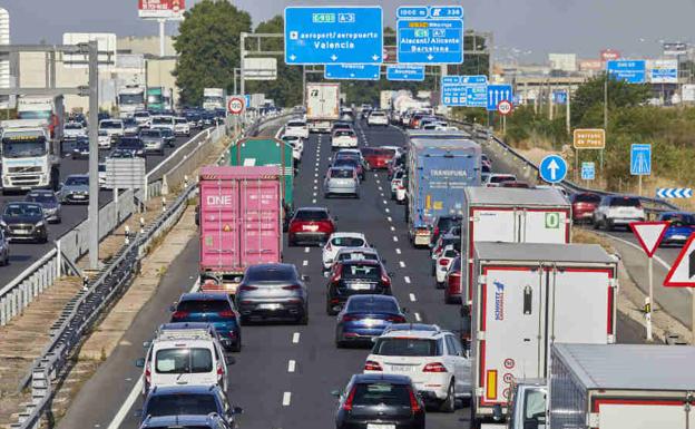 El truco de la DGT para saber si han manipulado el cuentakilómetros de tu coche