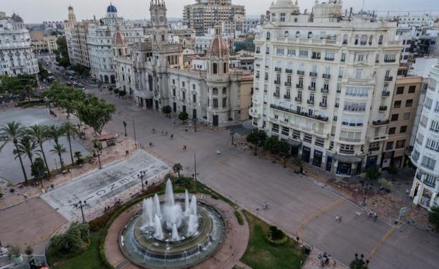 DIRECTO | El Consistorio presenta el concurso para la peatonalización definitiva de la plaza del Ayuntamiento