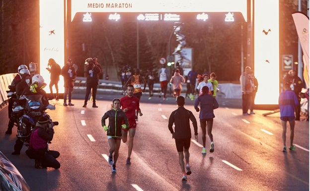 Cómo calentar antes de la salida del Medio Maratón de Valencia