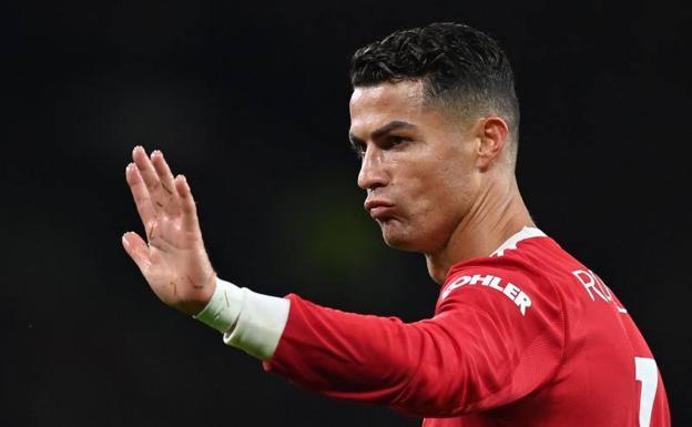 Cristiano Ronaldo pierde los papeles y agrede a un futbolista del Liverpool