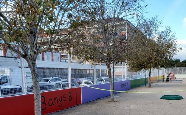 Padres del colegio Vil.la Romana de Catarroja reclaman el desdoblamiento de una clase al superar la ratio