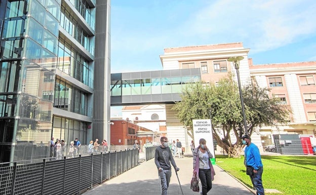 Tres días para ingresar en el hospital General de Valencia