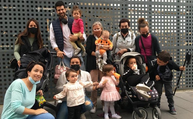 Éxito de la fiesta de Halloween en el barrio de Corea de Gandia