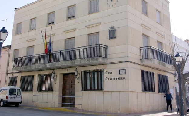 Fontanars dels Alforins aprueba rebajas del IBI