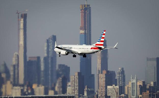 Estados Unidos cambia los requisitos de vacunación para los turistas que entren al país en avión