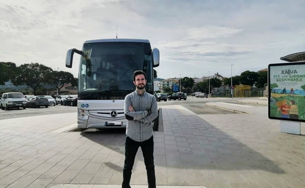 Cs Xàbia reclama más conexiones de autobús con Valencia y Alicante