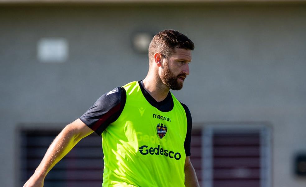 El dilema de forzar a Mustafi